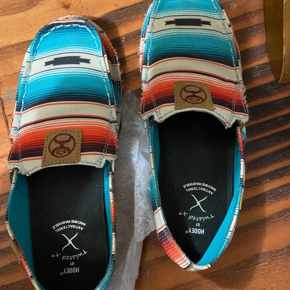 Twisted X hooey slides